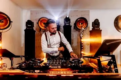 Co ustalić z DJ-em na wesele? Lista pytań i najważniejszych szczegółów
