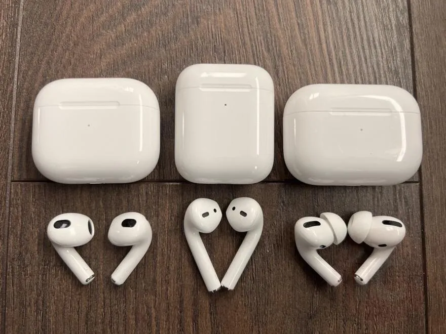 AirPods 2 vs 3