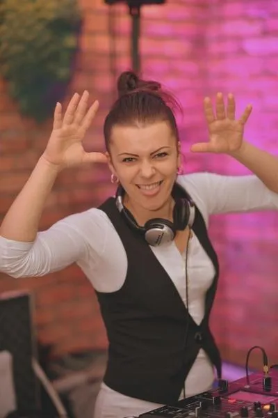 DJ na weselu