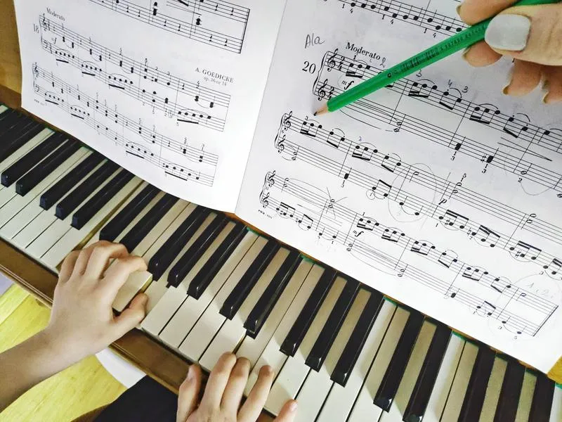 Materiały edukacyjne dla pianistów